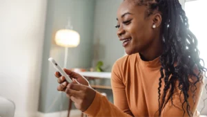 The healthcare money problem is solved by sending payment links to patients phones